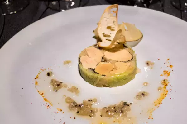 「究極の非日常感を味わう。地上345m【東京スカイツリー(R)】でいただく絶品フレンチディナー」の画像