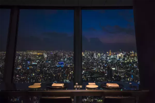 「究極の非日常感を味わう。地上345m【東京スカイツリー(R)】でいただく絶品フレンチディナー」の画像