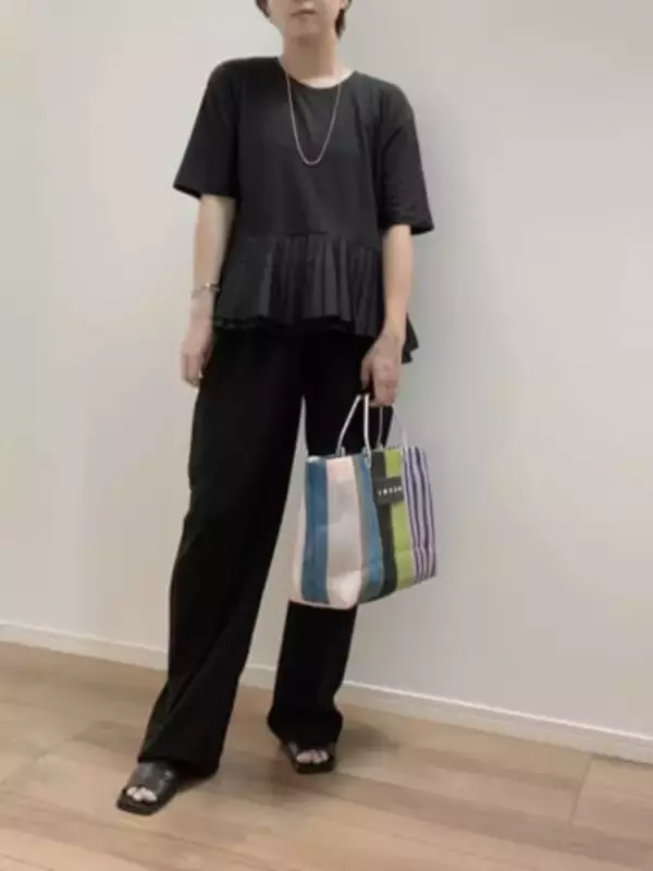 「Tシャツなのにほんのりドレッシー.。微糖で大人っぽい【ZARA】裾プリーツカットソー」の画像