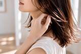 「髪にはツヤがあるのにアカ抜けない？大人世代が見直したい“毛先の仕上げ方”」の画像2