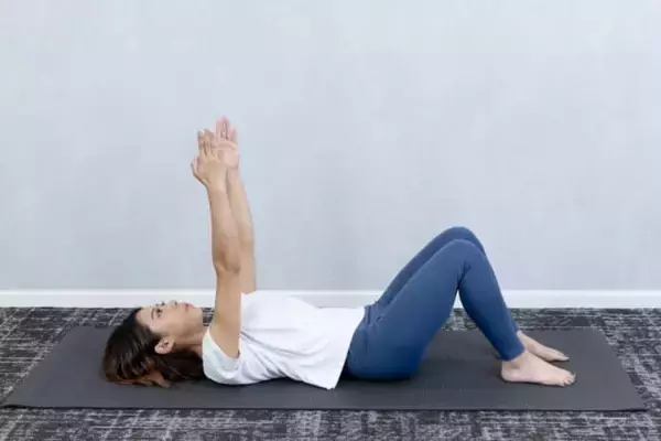 下腹ぽっこりをスッキリ解消。１日３回【体幹強化でほっそりウエストに導く】簡単エクササイズ