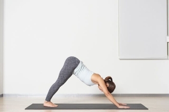 運動不足解消＆全身の引き締めに！１日１セット【下半身から細見えを叶える】簡単ポーズ