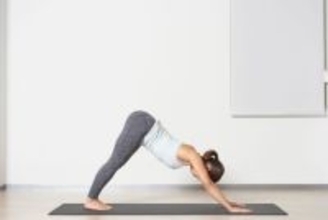 運動不足解消＆全身の引き締めに！１日１セット【下半身から細見えを叶える】簡単ポーズ