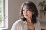 「白髪ぼかしにしたら疲れて見える？40代・50代の“くすみヘアカラー”問題」の画像2