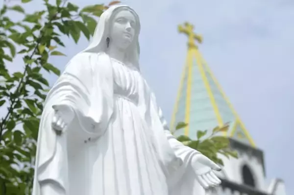 「美しい海、世界遺産関連の教会、島ならではの食文化。五島列島最大の島【長崎・福江島】の旅」の画像