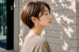 「ショートヘアは「耳まわり」で垢抜ける。2026夏、大人が意識したい３つのこと」の画像2