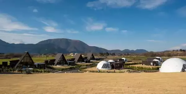 全棟が富士山ビュー＆絶景サウナも魅力。【グランピングB＆V 富⼠⼭河⼝湖】は驚くほど広いドッグランも