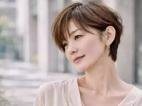「そのショートヘア“頑張りすぎ”かも。若作りと若見えの分かれ目は「トップと毛先」」の画像
