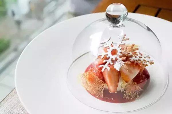 「３年連続“最高金賞”の苺『あまりん』のアフタヌーンティーが開催中【ハイアット セントリック 銀座 東京】」の画像