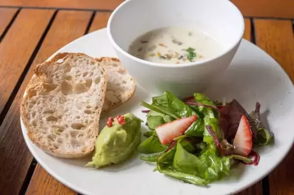 「３年連続“最高金賞”の苺『あまりん』のアフタヌーンティーが開催中【ハイアット セントリック 銀座 東京】」の画像