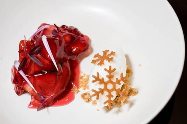 ３年連続“最高金賞”の苺『あまりん』のアフタヌーンティーが開催中【ハイアット セントリック 銀座 東京】