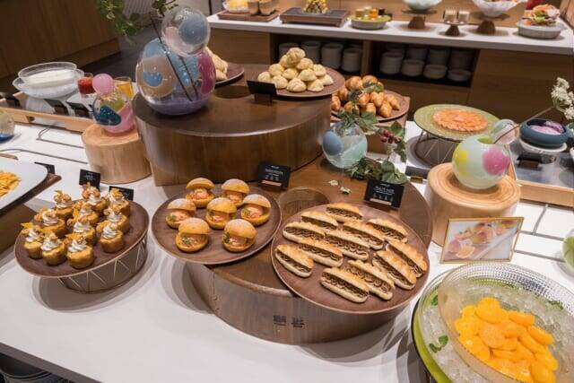 大阪グルメを満喫できます。なにわの味がよりどりみどりな【OMO7大阪 by 星野リゾート】