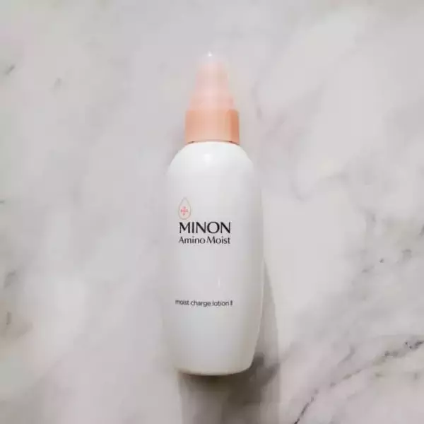 「乾燥が止まらない冬肌に。美容ライターが厳選“しっとり”が続く「実力派化粧水」３選」の画像