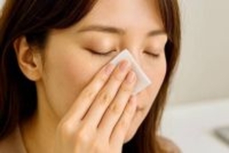 忙しい午後に差がつく！“メイクくずれ”を救う【オフィスで使える簡単お直しテク】