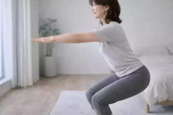 【３ヶ月で−2.5kg】週２回の“軽い筋トレ”だけ。たるみが引き締まる簡単ダイエット習慣