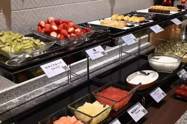 「セルフで作れる海鮮丼や北海道グルメが盛りだくさん。【ラビスタ函館ベイANNEX】の朝食バイキングは満足感たっぷり」の画像