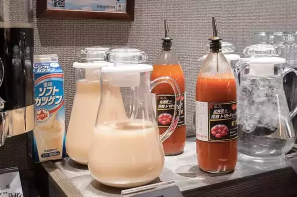 「セルフで作れる海鮮丼や北海道グルメが盛りだくさん。【ラビスタ函館ベイANNEX】の朝食バイキングは満足感たっぷり」の画像