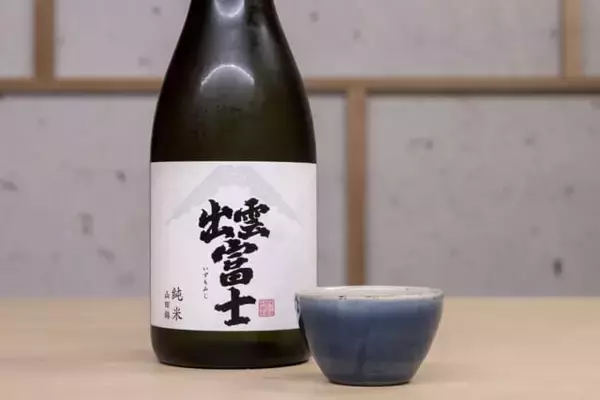 「松葉蟹を贅沢に使った冬の味覚。【界 出雲】の会席ディナーと神様の朝食」の画像