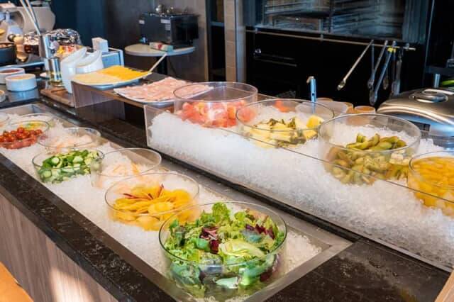 都会の眺望とこだわりの味が染みわたる。【三井ガーデンホテル銀座築地】朝食ビュッフェ