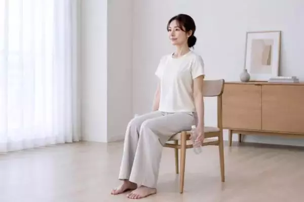「ノースリーブがなんだか似合わない…」二の腕＆肩まわりをすっきり見せる簡単習慣