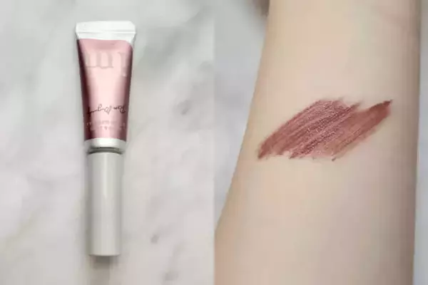 定番ブラウンが一気に今っぽく。大人のメイクをアカ抜けさせる「旬顔コスメ」３選