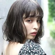 激レア 黒柳徹子さんが40代半ばの髪を下ろした写真をインスタに投稿 パッチリお目めとロングヘアがお人形のようなかわいさです 18年5月30日 エキサイトニュース