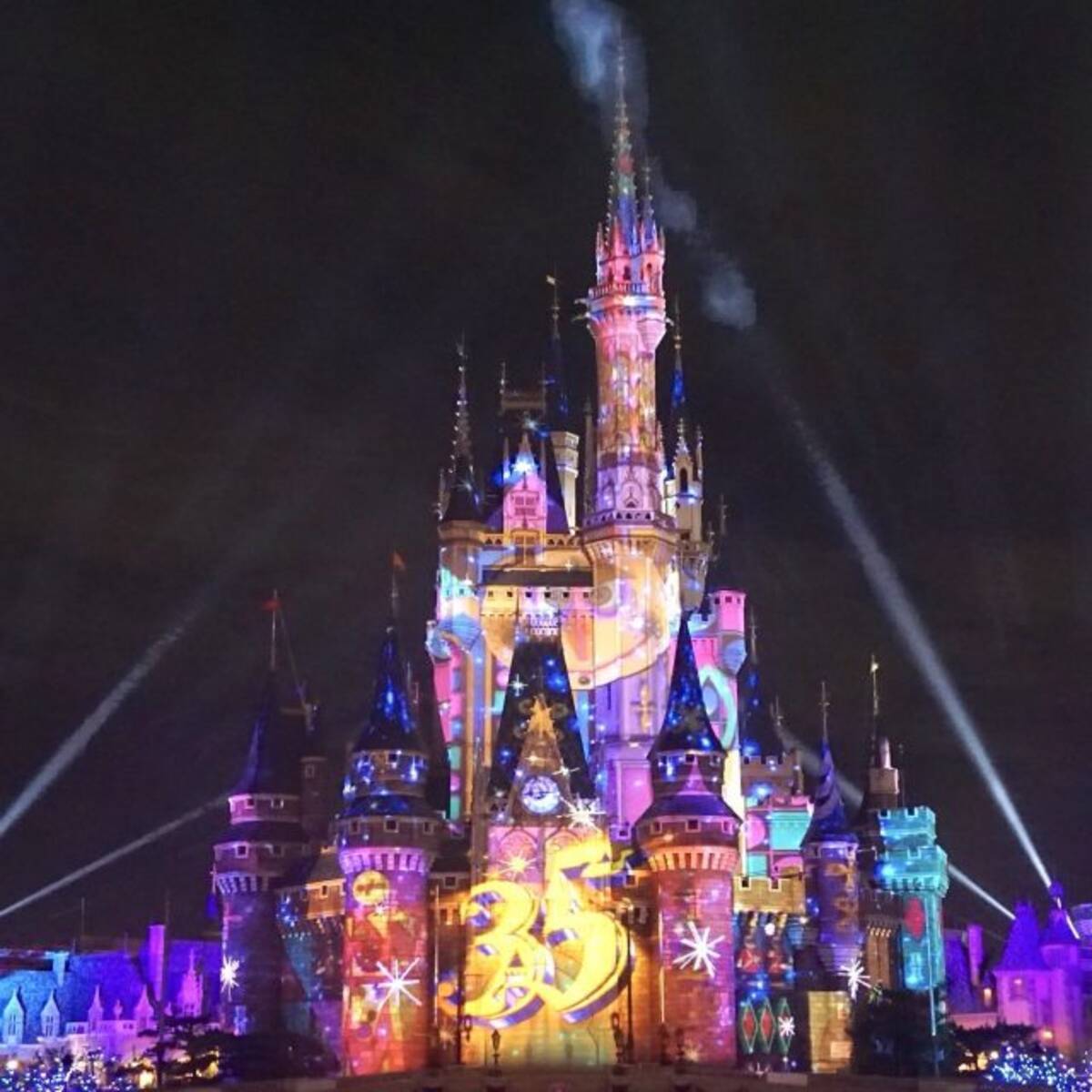 Tdr 壮大な夜の新プログラム シンデレラ城が舞台の Celebration Tokyo Disneyland の見どころを 18年7月15日 エキサイトニュース