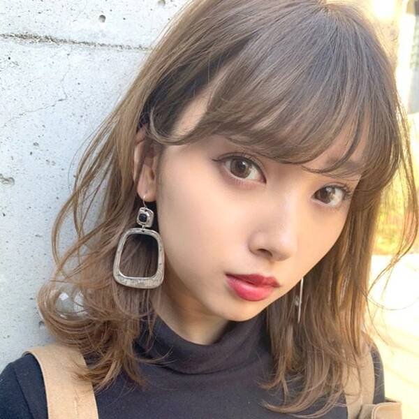 オンナらしい ゆるさ が素敵 色気たっぷり 流し前髪 で大人キレイをクラスアップ 19年2月8日 エキサイトニュース オンナらしい ゆるさ が素敵 色気たっぷり 流し前髪 で大人キレイをクラスアップ 19年2月8日 エキサイトニュース