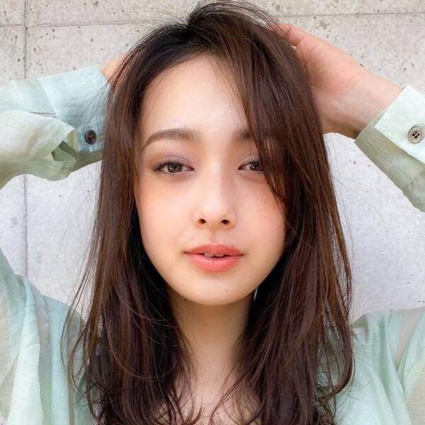 さり気なくモテ度高まる 春ロングヘア お洒落に仕上げる３つのコツ 年4月6日 エキサイトニュース