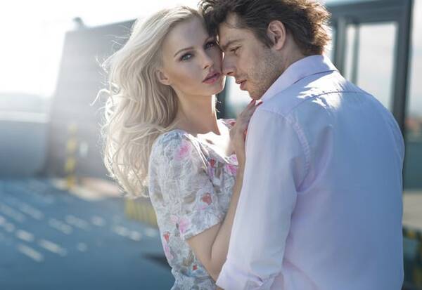 君がいないと生きていけない 男性から依存される女性の特徴 21年2月3日 エキサイトニュース