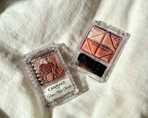 春のおしゃれ顔は プチプラ渋色チーク で 一気にアカ抜ける注目コスメをチェック 21年2月27日 エキサイトニュース