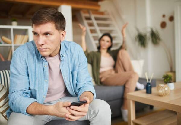 事あるごとに お母さん って 彼の マザコン度チェック 4項目 21年4月21日 エキサイトニュース