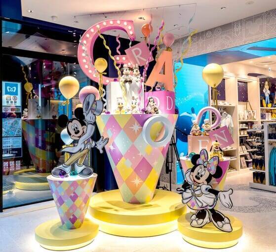 日本最大のディズニーストア ディズニーフラッグシップ東京 が新宿にオープン 21年12月7日 エキサイトニュース