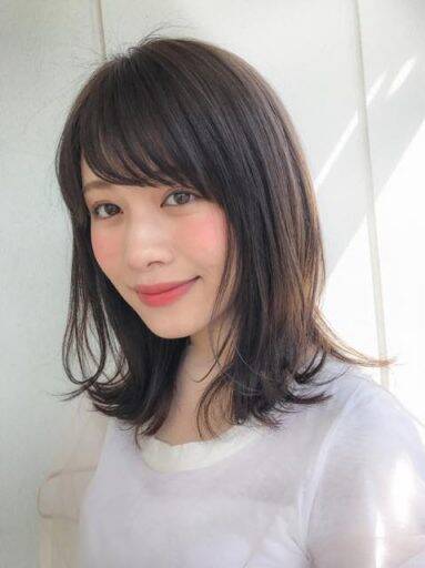 男性ウケ抜群の好感度ヘアに 一手間プラスの 愛されバング で美人度up 17年5月5日 エキサイトニュース