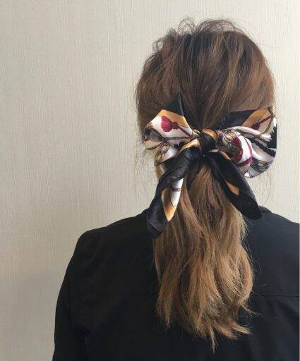 １枚のスカーフで簡単にオシャレ度up 彼ウケ抜群の３つのヘアアレンジテク 17年4月8日 エキサイトニュース