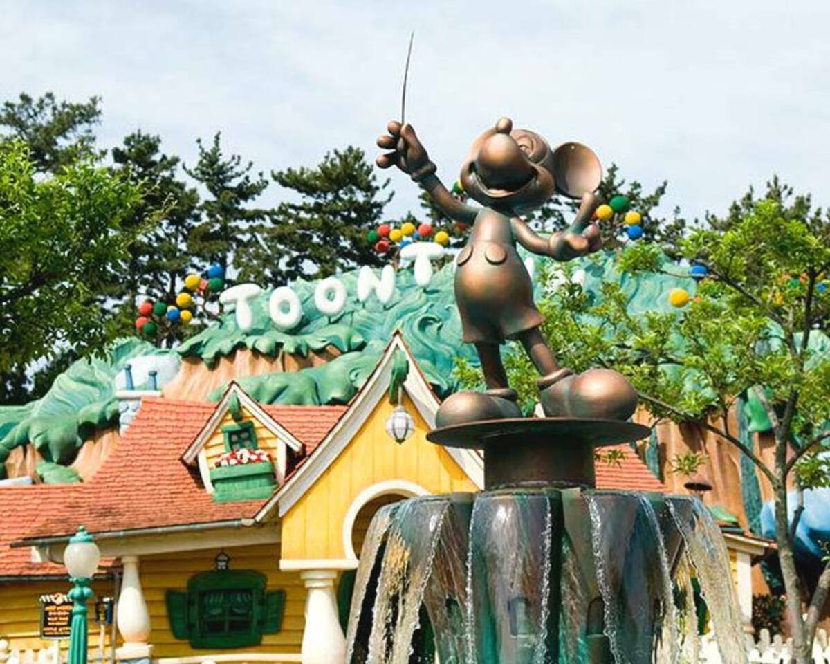意外な事実が 東京ディズニーランド トゥーンタウンの２つの噴水にまつわるストーリー 17年5月28日 エキサイトニュース 2 2