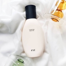 冬の“老け見え”は髪が原因？ツヤ・まとまりがよみがえる【乾燥期の本格ヘアケア】３選