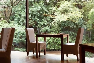 【ハイアット リージェンシー 京都】ラグジュアリーな“氷の器”でいただくアイス抹茶ラテとコールドブリューコーヒー