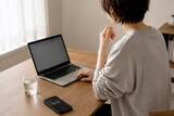 「ダイエット中なのに食べたくなる…。40代以降が知っておきたい“空腹との付き合い方”」の画像1