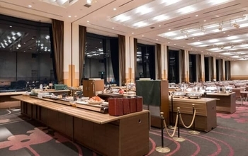 カニやイクラ、海鮮を満喫。【函館大沼プリンスホテル】朝夕のビュッフェに並ぶ北海道＆函館グルメ