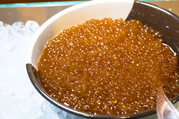 「カニやイクラ、海鮮を満喫。【函館大沼プリンスホテル】朝夕のビュッフェに並ぶ北海道＆函館グルメ」の画像