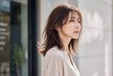 「湿気で前髪が決まらない…。大人世代が見直したい“顔まわり問題”の解決策」の画像2