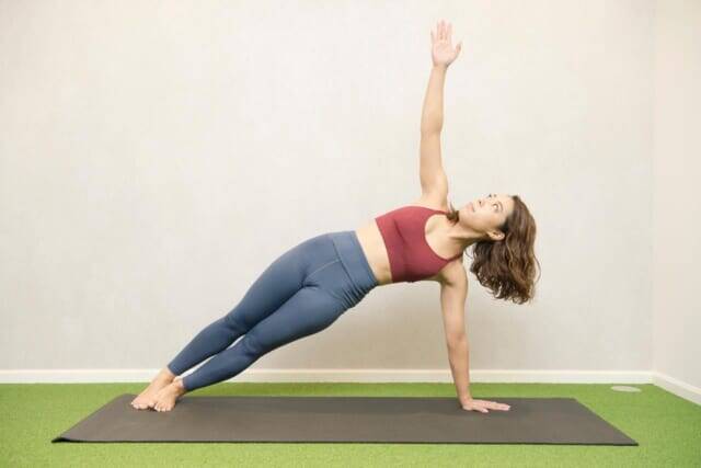 運動不足による体型変化を予防。体幹を強化【程良く引き締まった体を作る】簡単習慣