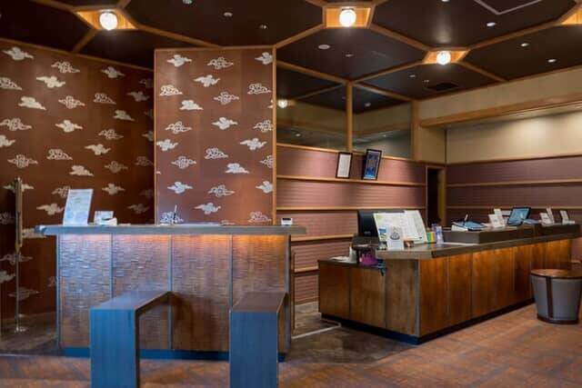 広いお風呂とサウナが魅力【函館・湯の川温泉 ホテル万惣】はのんびり過ごす温泉宿