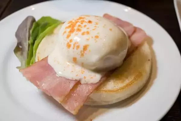 「カニの大盛りやマグロ＆フグの刺身が食べ放題。【大江戸温泉物語Premium 鬼怒川観光ホテル】の最強バイキング」の画像