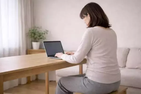 運動しているのに下腹だけ出る…。40代からの体型の立て直しは「姿勢リセット」から