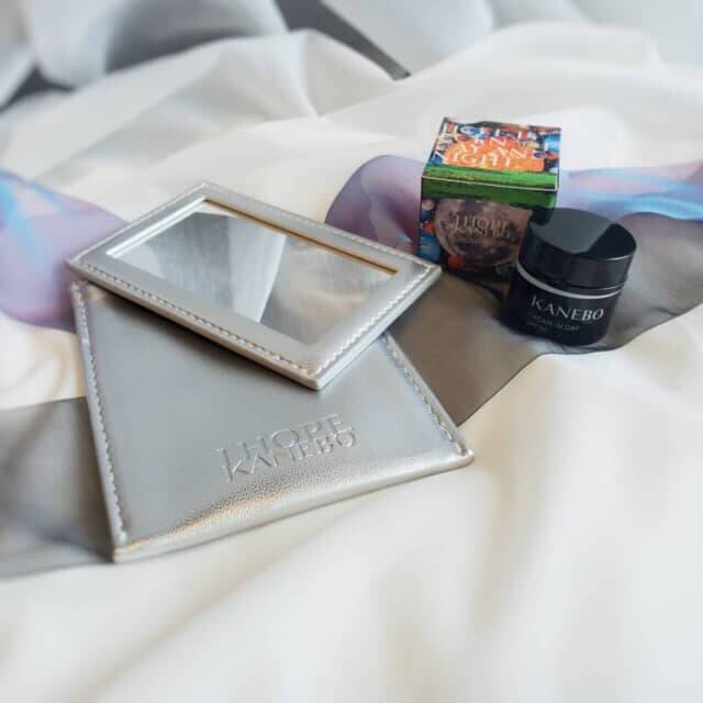 冬の肌に“希望の光”を。KANEBOホリデー限定「クリーム＆美容液ファンデ」セット登場