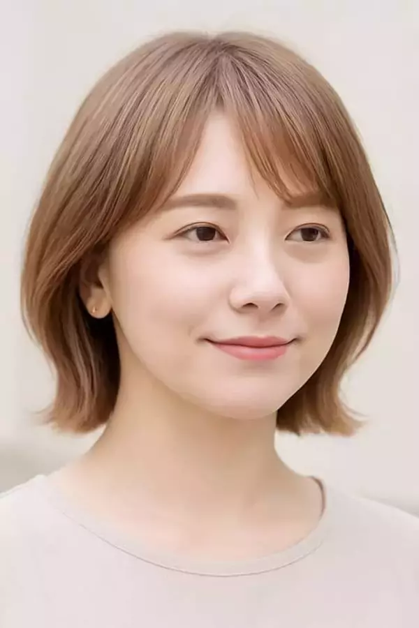 「40代からの【白髪ぼかし】ヘアカラー。若見えするのは「暗め？明るめ？」正解カラーを解説」の画像