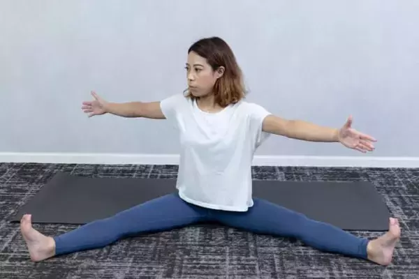 「腰まわりの印象が変わる。１日１セット【お腹周りの引き締め＆姿勢改善】簡単エクササイズ」の画像