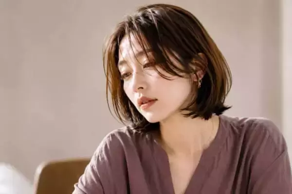 「ボブにしてるけど、どこか野暮ったく感じる…。大人ヘアで見直したい「３つのバランス」」の画像